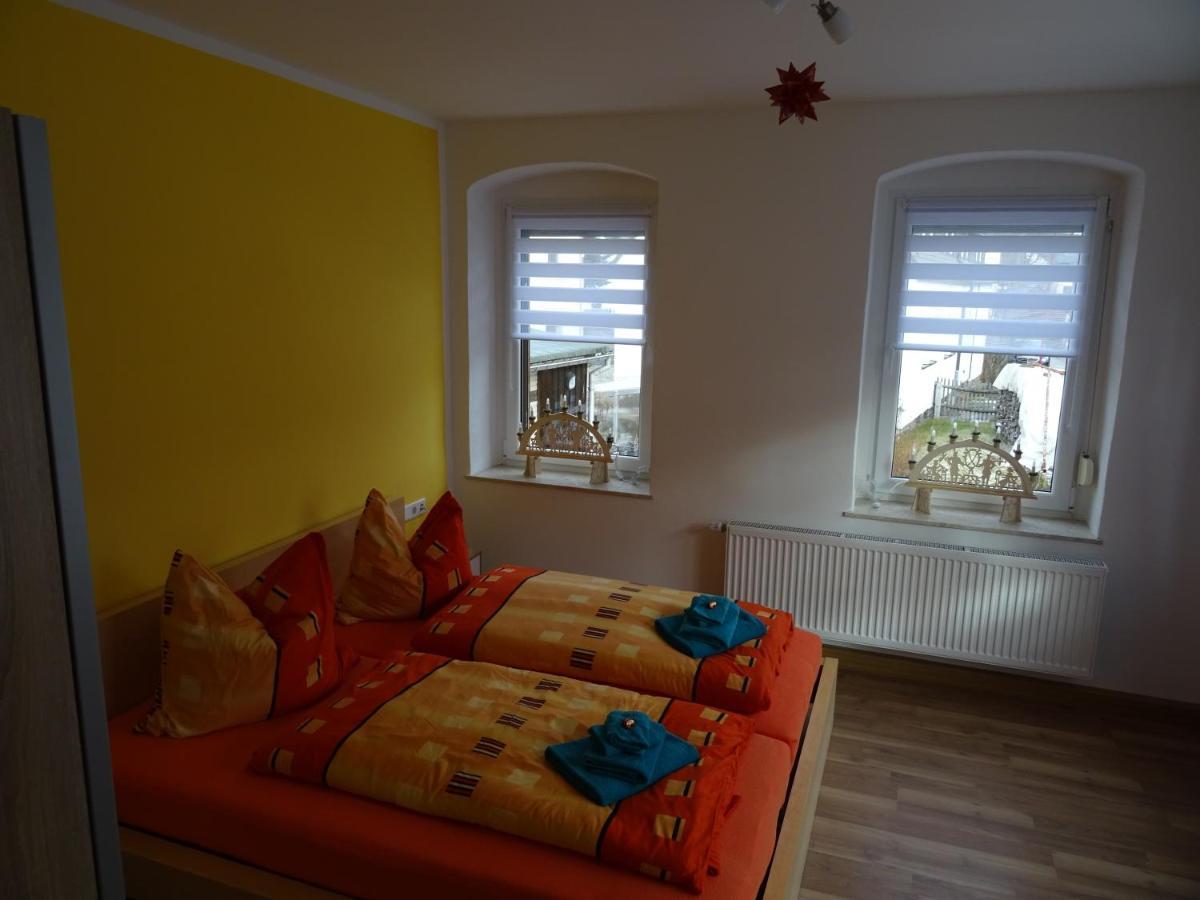 Ferienwohnung Fam. Schwind Crottendorf ภายนอก รูปภาพ
